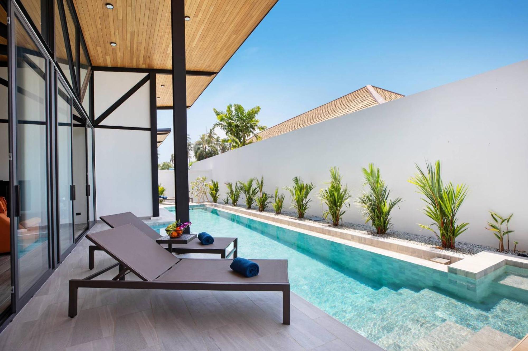 Trendy & New 19M Oxygen Pool Villa Sunset Garden 10 In Rawai Ban Saiyuan Exterior photo