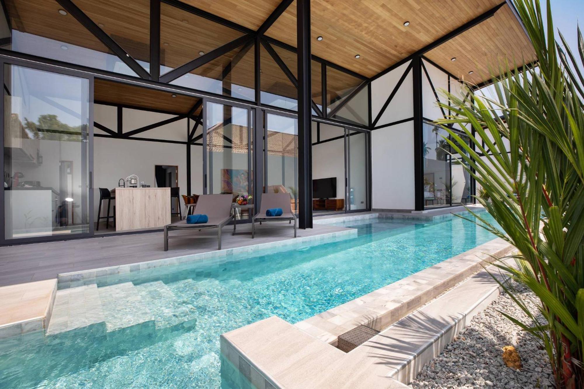 Trendy & New 19M Oxygen Pool Villa Sunset Garden 10 In Rawai Ban Saiyuan Exterior photo